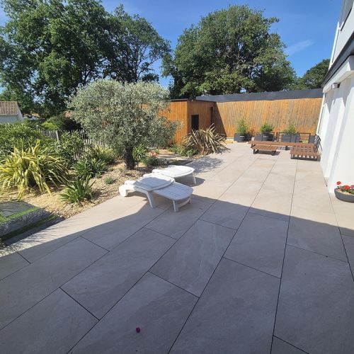 dalle-sur-plot-ossature-aluminium-la-bernerie-44760-4.jpg