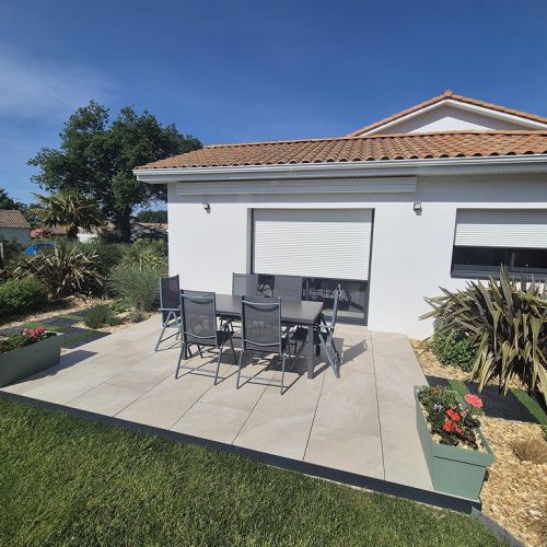 dalle-sur-plot-ossature-aluminium-la-bernerie-44760.jpg