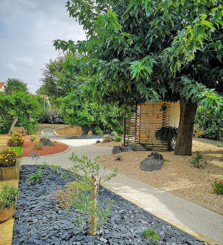 Aménagement Paysager de Terrasse en Extérieur - Entretien de Jardin